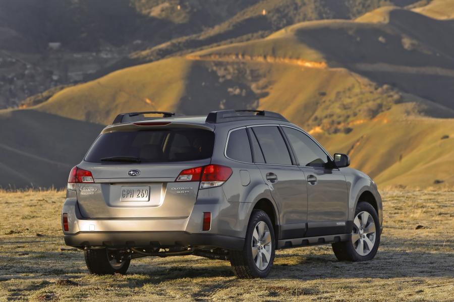  Subaru Outback 2010 года  (фото 63 из 79)